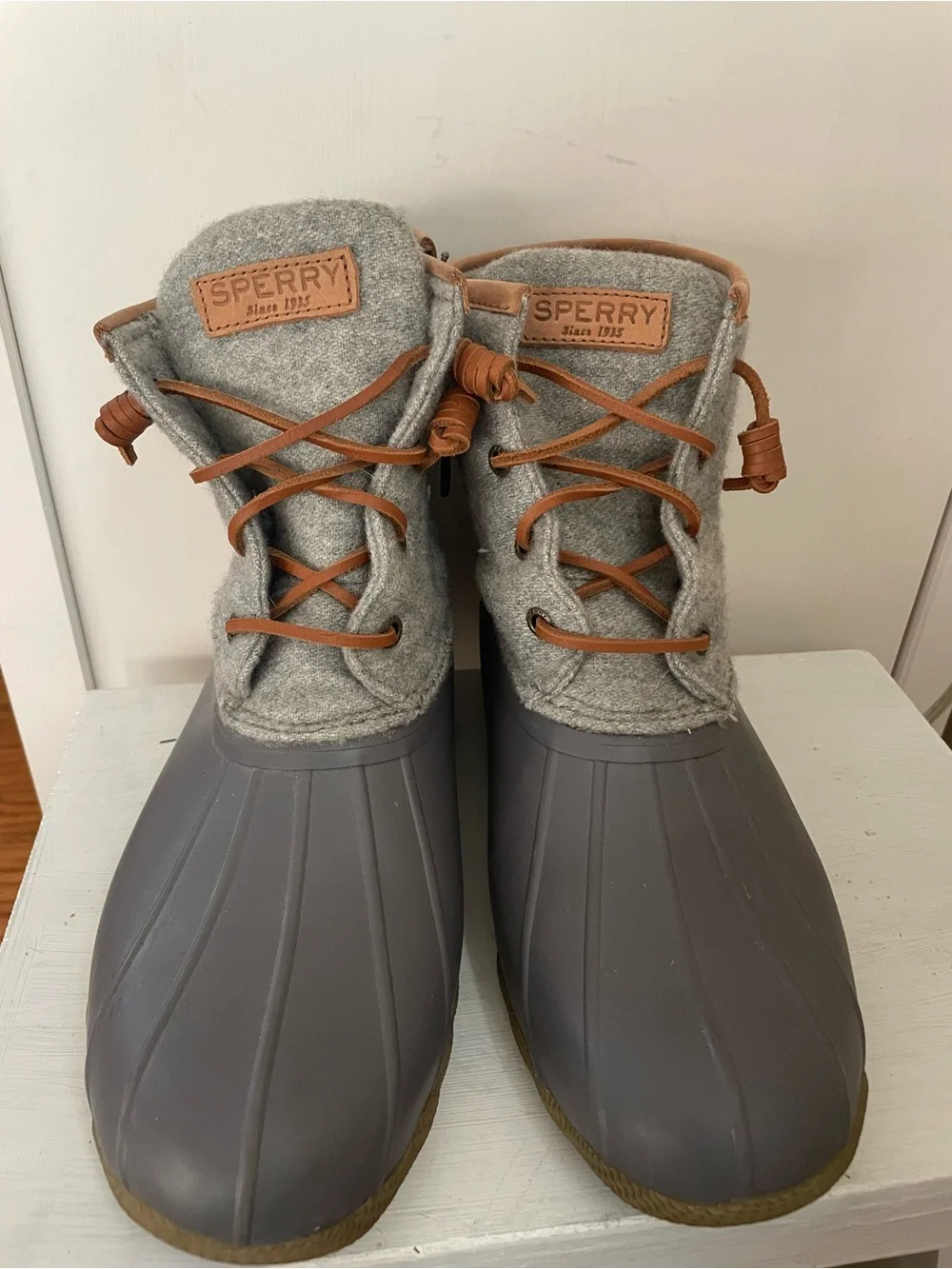 Sperry Gray and Brown Wool-Trim Duck Boots Size 9